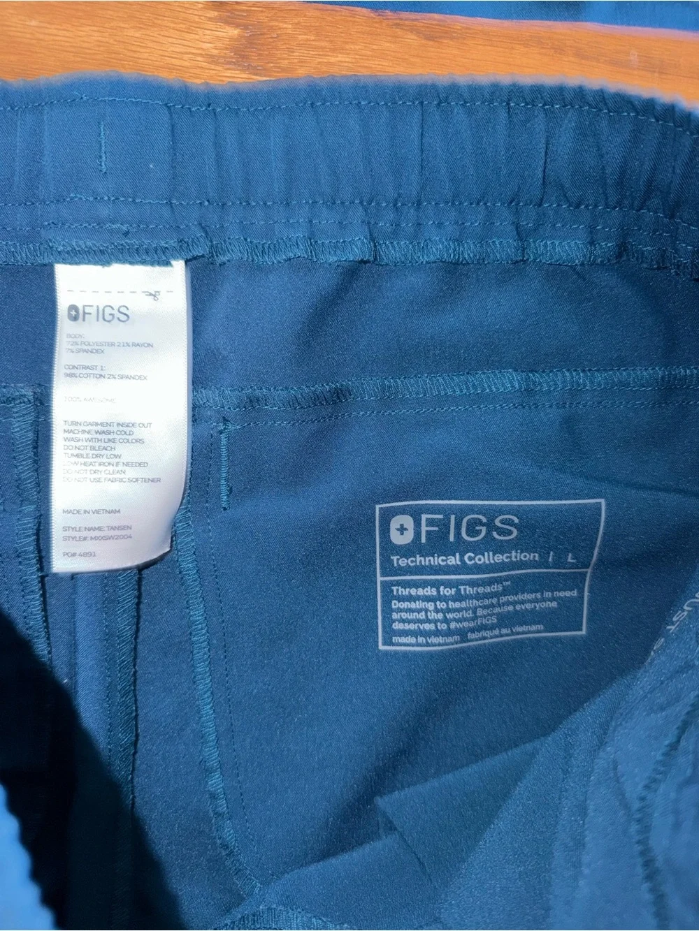 FIGS Men’s Scrub Set Carribbean Blue Leon Tansen M/L